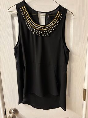HeartSoul Black Beaded Necklace-Detail Sleeveless Top
